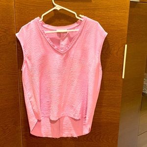 KARLIE Cap Sleeve/Sleeveless Pink blouse Size M Frayed edge